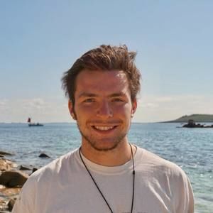 Meet your Posher, Quinn